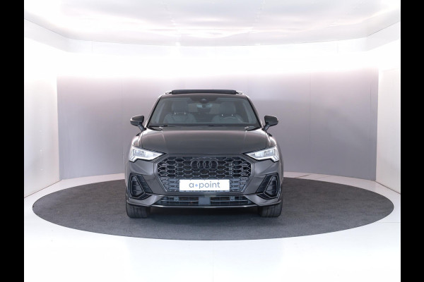 Audi Q3 Sportback 45 TFSI e S Edition 245 pk S-tronic | Navigatie | Panoramadak | Parkeersensoren | Achteruitrijcamera | Adaptieve cruise control | Lichtmetalen velgen 20" | S-Line |