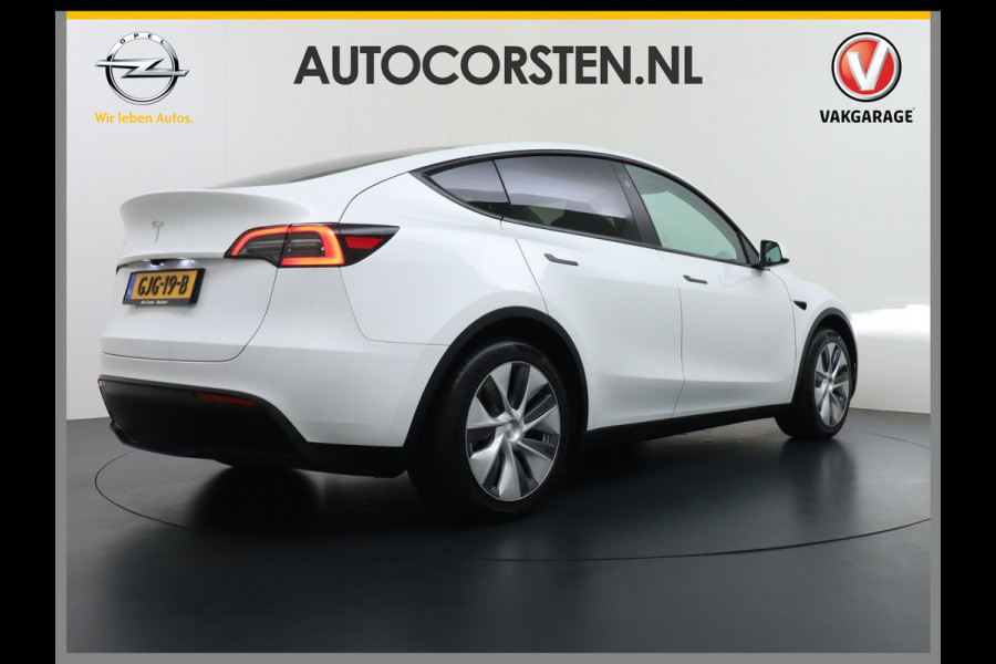 Tesla Model Y RWD 58kWh LFP Warmtepomp Leder Panoramadak Navi Ecc Led Stoel+Stuurverwarming AMD Ryzen™ Processor Elektrisch Verstelbare Stoelen + Memory Keyless Origineel Nederlandse Auto Fabrieksgarantie 23-8-'24/80.000km Garantie op Accu 23-8-'32/160.000km