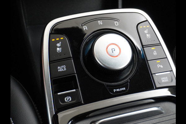 Kia e-Niro ExecutiveLine 64kWh Leder JBL®-Sound Warmtepomp Stoelverwarming/Ventilatie Adaptive Cruise Control Navi Ecc Camera Stuurverwarming Rijstrooksensor Privacy Glas Led 1e Eigenaar Origineel Nederlandse Auto