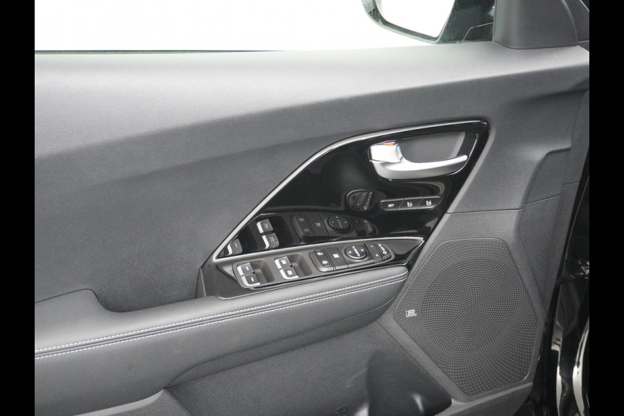 Kia e-Niro ExecutiveLine 64kWh Leder JBL®-Sound Warmtepomp Stoelverwarming/Ventilatie Adaptive Cruise Control Navi Ecc Camera Stuurverwarming Rijstrooksensor Privacy Glas Led 1e Eigenaar Origineel Nederlandse Auto