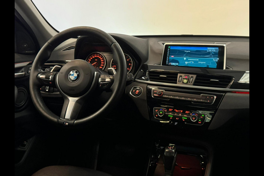 BMW X1 XDrive20d High Exe / M Pakket / Pano / Harman / Headup