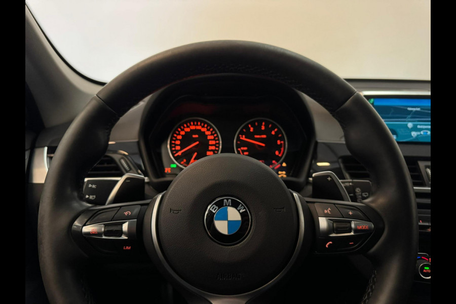 BMW X1 XDrive20d High Exe / M Pakket / Pano / Harman / Headup