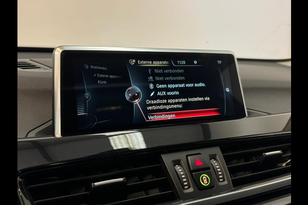 BMW X1 XDrive20d High Exe / M Pakket / Pano / Harman / Headup