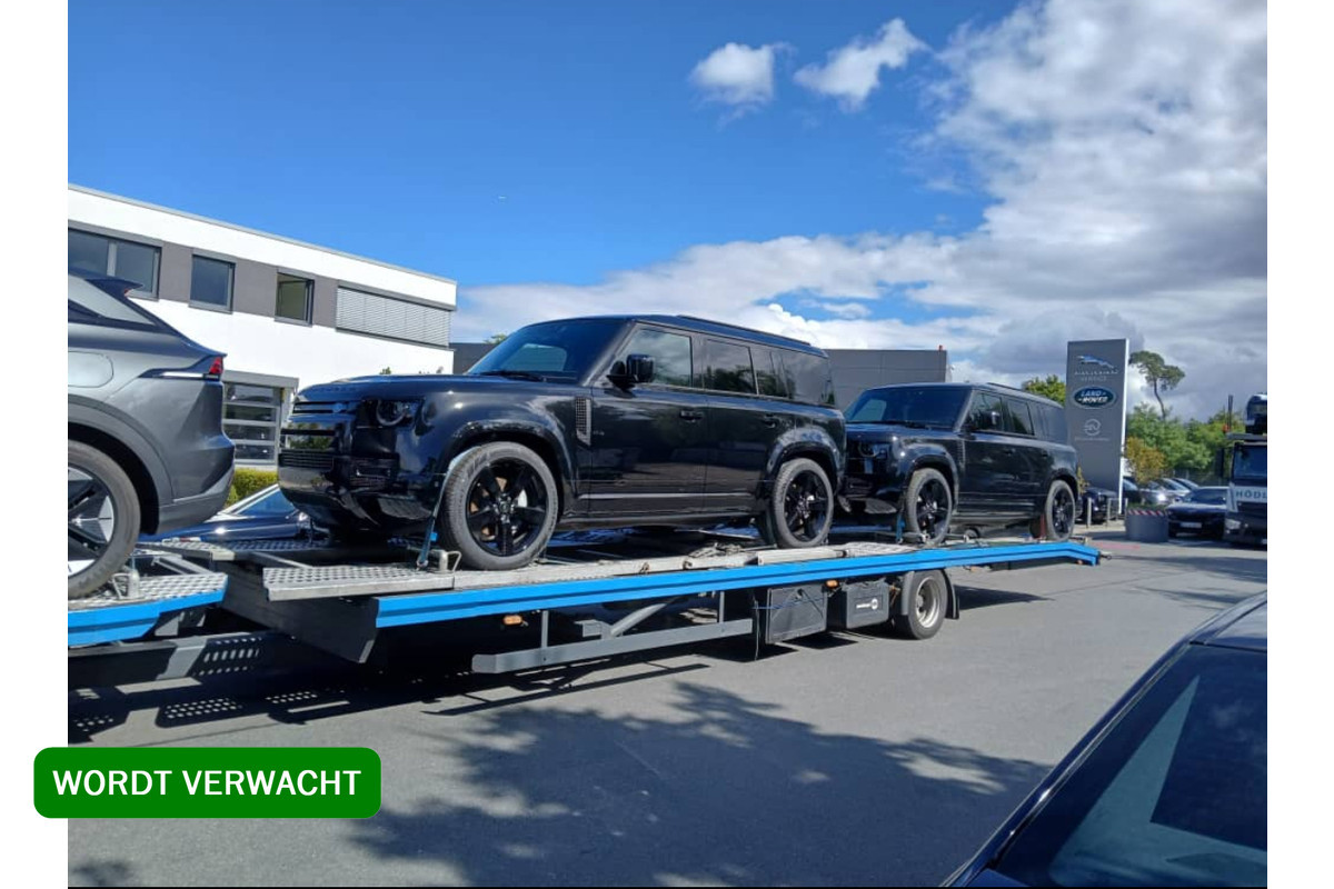 Land Rover Defender 110 2.0 P300e 110 X-Dynamic HSE ** 22inch ** Towing ** Cold Climate ** Urban