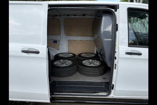 Mercedes-Benz Vito 114 CDI Lang | ZB Edition | NL-auto | 1e Eig | 18'' Sportvelgen | Sidebars | Carplay
