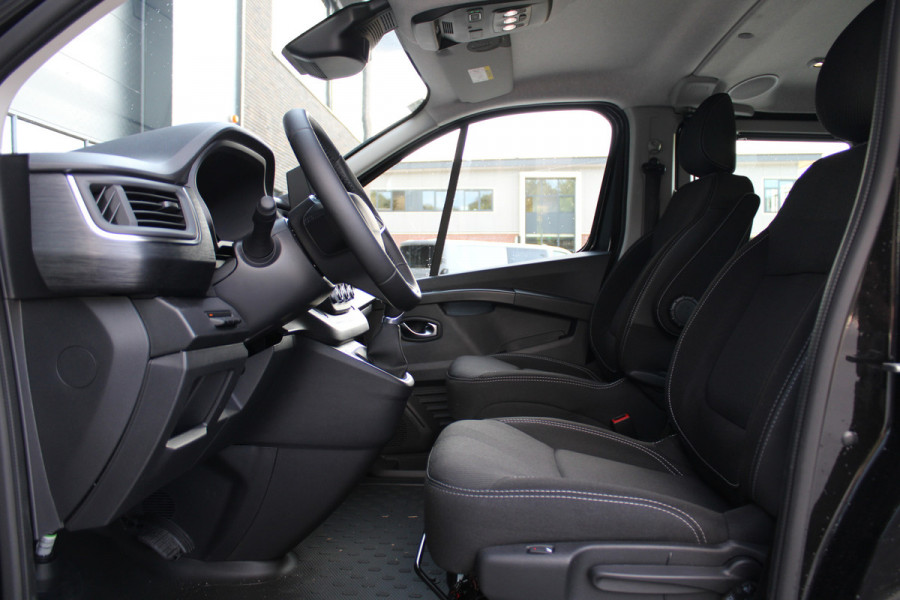 Renault Trafic 2.0 Blue dCi 170pk T29 L2H1 Extra DC - 2x Schuifdeur - Carplay - LED - Blind Spot - Navigatie - Camera - Trekhaak - Stoelverwarm Renault Trafic 2.0 Blue dCi 170pk T29 L2H1 Extra DC - 2x Schuifdeur - Carplay - LED - Blind Spot - Navigatie - Camera - Trekhaak - Stoelverwarm