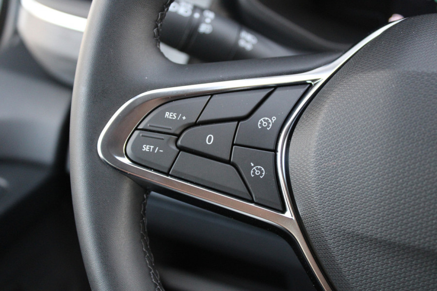 Renault Trafic 2.0 Blue dCi 170pk T29 L2H1 Extra DC - 2x Schuifdeur - Carplay - LED - Blind Spot - Navigatie - Camera - Trekhaak - Stoelverwarm Renault Trafic 2.0 Blue dCi 170pk T29 L2H1 Extra DC - 2x Schuifdeur - Carplay - LED - Blind Spot - Navigatie - Camera - Trekhaak - Stoelverwarm