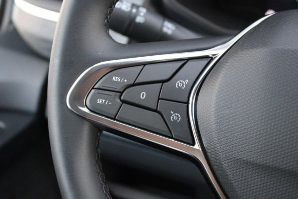 Renault Trafic 2.0 Blue dCi 170pk T29 L2H1 Extra DC - 2x Schuifdeur - Carplay - LED - Blind Spot - Navigatie - Camera - Trekhaak - Stoelverwarm Renault Trafic 2.0 Blue dCi 170pk T29 L2H1 Extra DC - 2x Schuifdeur - Carplay - LED - Blind Spot - Navigatie - Camera - Trekhaak - Stoelverwarm