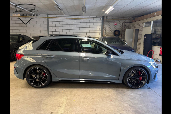 Audi RS3 Sportback 2.5 TFSI Quattro RS ZETELS | PANO | ACC | LANE | MASSAGE STOELEN