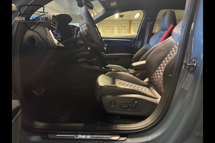 Audi RS3 Sportback 2.5 TFSI Quattro RS ZETELS | PANO | ACC | LANE | MASSAGE STOELEN