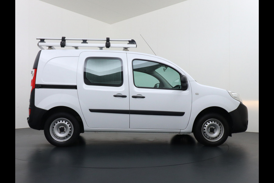 Renault Kangoo 1.5DCi 75 Airco Navi Trekhaak Cruise Control Pdc Energy Comfort Schuifdeur met Raam Imperiaal Betonplex Vloer Wandbetimmering Tussenwand Euro 6 100% Dealeronderhouden 1e Eigenaar