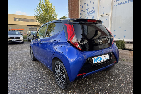 Toyota Aygo 1.0 VVT-i 72pk x-clusiv Automaat Keyless Camera Apple Carplay Toyota Aygo 1.0 VVT-i 72pk x-clusiv Automaat Keyless Camera Apple Carplay