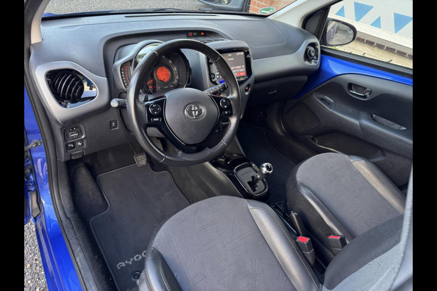 Toyota Aygo 1.0 VVT-i 72pk x-clusiv Automaat Keyless Camera Apple Carplay Toyota Aygo 1.0 VVT-i 72pk x-clusiv Automaat Keyless Camera Apple Carplay