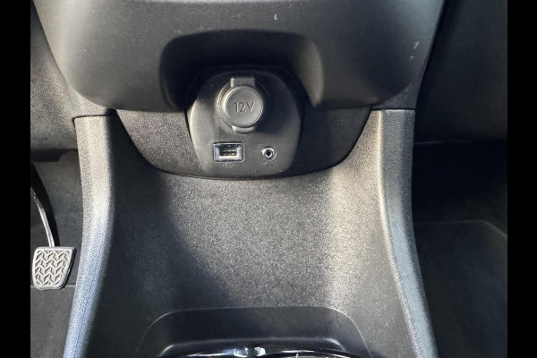 Toyota Aygo 1.0 VVT-i 72pk x-clusiv Automaat Keyless Camera Apple Carplay Toyota Aygo 1.0 VVT-i 72pk x-clusiv Automaat Keyless Camera Apple Carplay