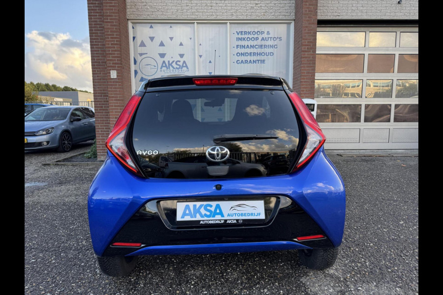 Toyota Aygo 1.0 VVT-i 72pk x-clusiv Automaat Keyless Camera Apple Carplay Toyota Aygo 1.0 VVT-i 72pk x-clusiv Automaat Keyless Camera Apple Carplay
