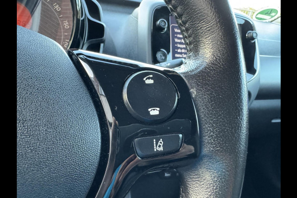 Toyota Aygo 1.0 VVT-i 72pk x-clusiv Automaat Keyless Camera Apple Carplay Toyota Aygo 1.0 VVT-i 72pk x-clusiv Automaat Keyless Camera Apple Carplay
