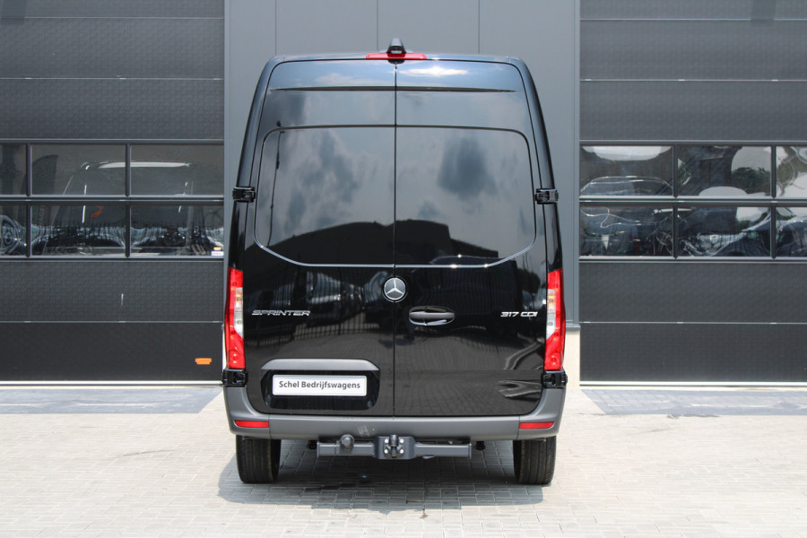 Mercedes-Benz Sprinter 317CDI L2H2 Pro - Mbux 10 - 3.5t Trekhaak - Betimmering - Camera - Carplay - Bind spot - Cruise - Smartphone integratie - Rijkla Mercedes-Benz Sprinter 317CDI L2H2 Pro - Mbux 10 - 3.5t Trekhaak - Betimmering - Camera - Carplay - Bind spot - Cruise - Smartphone integratie - Rijkla