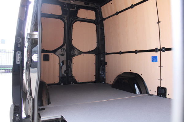 Mercedes-Benz Sprinter 317CDI L2H2 Pro - Mbux 10 - 3.5t Trekhaak - Betimmering - Camera - Carplay - Bind spot - Cruise - Smartphone integratie - Rijkla Mercedes-Benz Sprinter 317CDI L2H2 Pro - Mbux 10 - 3.5t Trekhaak - Betimmering - Camera - Carplay - Bind spot - Cruise - Smartphone integratie - Rijkla