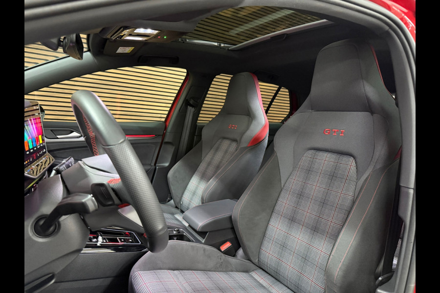 Volkswagen Golf 8.5 GTI 265 PK Black Style | Full Option | Pano | HuD | 360cam | Harman/Kardon | IQ.Light | Comfort pakket Premium