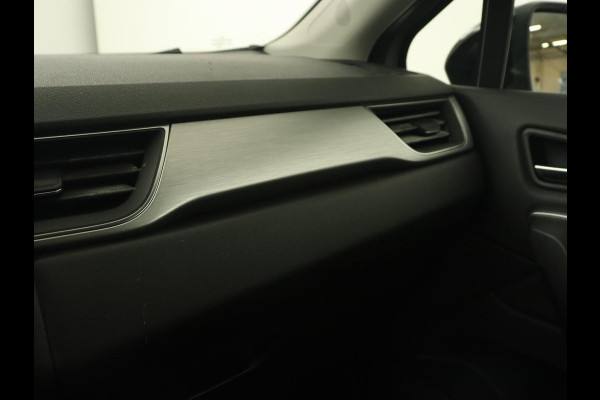 Renault Captur 1.6 E-Tech Hybrid 145 Intens | Automaat | Carplay | PHEV | Half leder | Adaptive cruise | Climate controle | DAB | Getint glas | LED