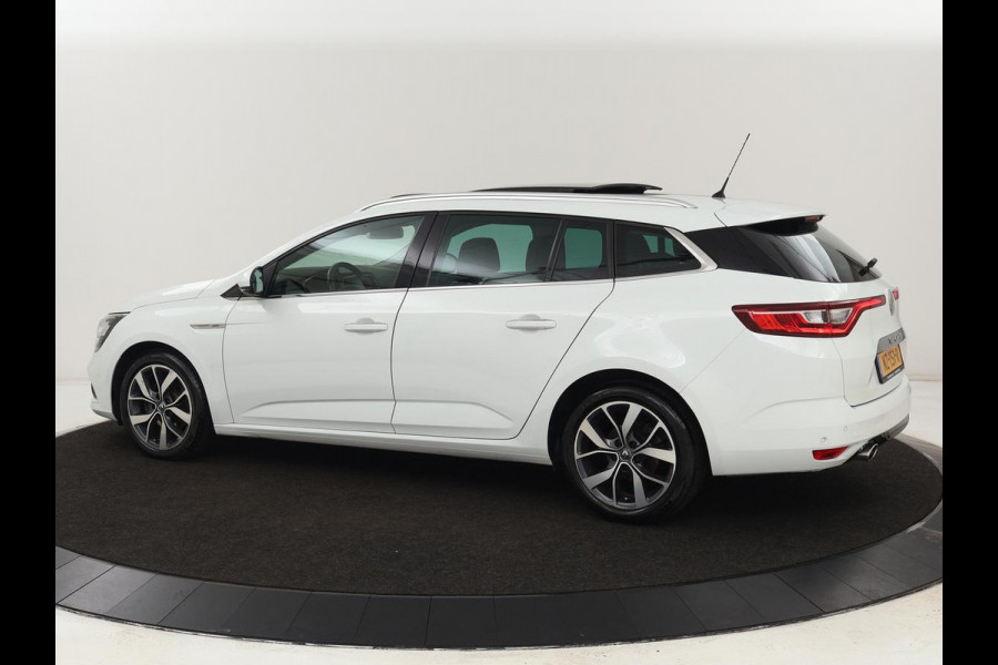 Renault MEGANE Estate 1.6 dCi Bose | Panoramadak | 1e eigenaar | Half leder | Navigatie | DAB+ | PDC | Camera | Massage | Keyless | sfeerverlichitng | Carplay | Bose audio
