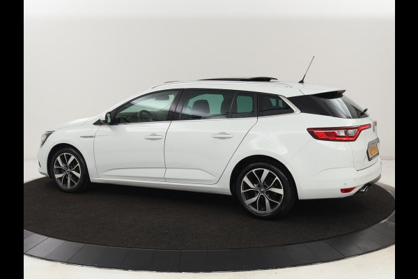 Renault MEGANE Estate 1.6 dCi Bose | Panoramadak | 1e eigenaar | Half leder | Navigatie | DAB+ | PDC | Camera | Massage | Keyless | sfeerverlichitng | Carplay | Bose audio