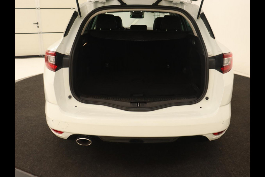 Renault MEGANE Estate 1.6 dCi Bose | Panoramadak | 1e eigenaar | Half leder | Navigatie | DAB+ | PDC | Camera | Massage | Keyless | sfeerverlichitng | Carplay | Bose audio