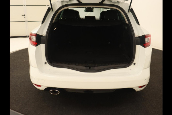 Renault MEGANE Estate 1.6 dCi Bose | Panoramadak | 1e eigenaar | Half leder | Navigatie | DAB+ | PDC | Camera | Massage | Keyless | sfeerverlichitng | Carplay | Bose audio