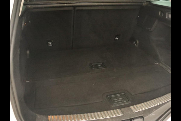 Renault MEGANE Estate 1.6 dCi Bose | Panoramadak | 1e eigenaar | Half leder | Navigatie | DAB+ | PDC | Camera | Massage | Keyless | sfeerverlichitng | Carplay | Bose audio