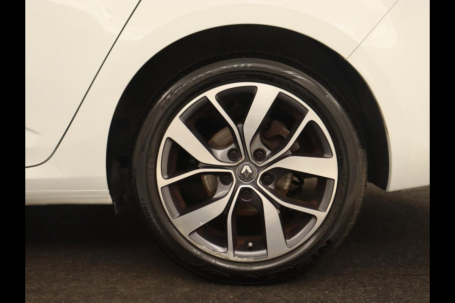 Renault MEGANE Estate 1.6 dCi Bose | Panoramadak | 1e eigenaar | Half leder | Navigatie | DAB+ | PDC | Camera | Massage | Keyless | sfeerverlichitng | Carplay | Bose audio