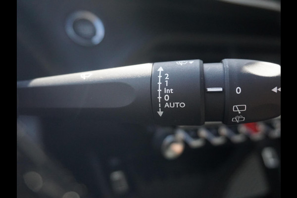 Peugeot e-208 EV Style 50 kWh Avantage
