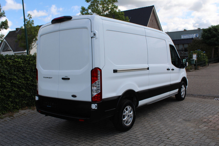 Ford Transit 350 2.0 TDCI 125KW E6 Automaat L3H2 Trend RWD ✓ 3-zits ✓ navigatie / camera ✓ airco