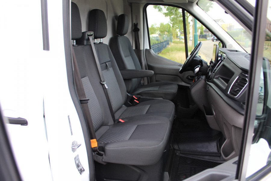 Ford Transit 350 2.0 TDCI 125KW E6 Automaat L3H2 Trend RWD ✓ 3-zits ✓ navigatie / camera ✓ airco