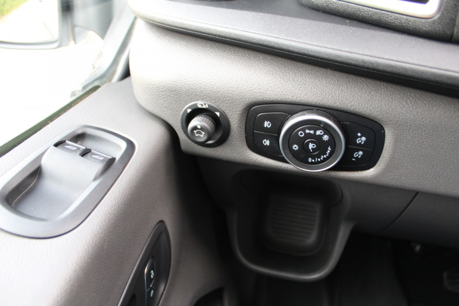 Ford Transit 350 2.0 TDCI 125KW E6 Automaat L3H2 Trend RWD ✓ 3-zits ✓ navigatie / camera ✓ airco