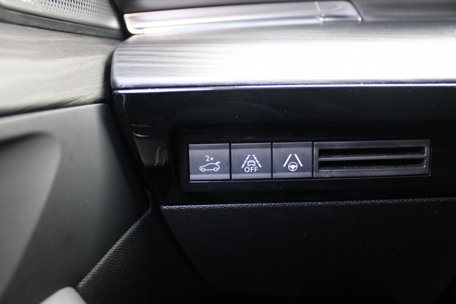 Peugeot 508 1.6 180PK GT AUTOMAAT | PANORAMISCH SCHUIF/ KANTELDAK | FULL LED KOPLAMPEN | 19" AUGUSTA LICHTMETALEN VELGEN | APPLE CARPLAY / ANDROID AUTO | CAMERA VOOR / ACHTER | PARKEERHULP VOOR / ACHTER | DODOHOEK DETECTIE | KEYLESS ENTRY / START | EXTRA GETINTE RUITEN ACHTER | HALF LEDER / ALCANTARA | COMFORT STOELEN | STOELVERWARMING | FOCAL PREMIUM AUDIO | NAVIGATIE | ELEKTRISCH BEDIENBARE ACHTERKLEP | ADAPTIVE CRUISE CONTROL |  8 TRAPS AUTOMAAT MET SCHAKELFLIPPERS | DONKERE HEMELBEKLEDING |
