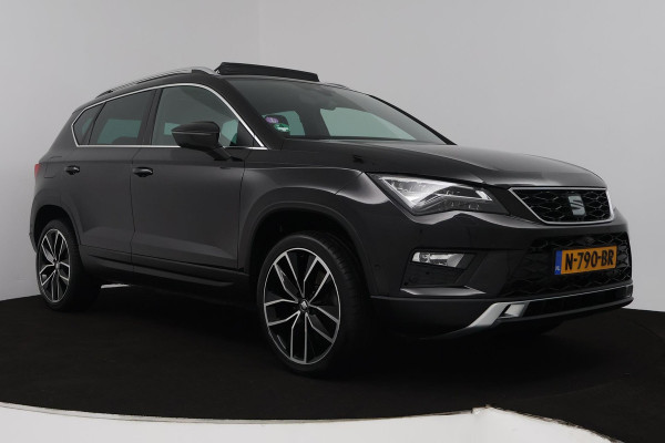 Seat Ateca 1.4 EcoTSI Style (PANORAMADAK, TREKHAAK, ACHTERUITRIJCAMERA, NAVIGATIE, STOELVERWARMING, CRUISE CONTROL)