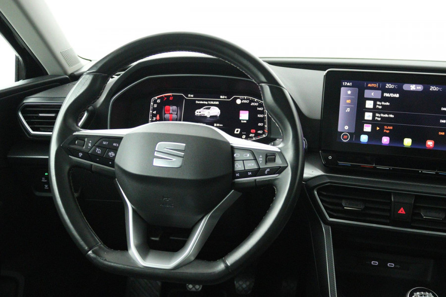 Seat Leon Sportstourer 1.0 TSI Style Business Intense (ACHTERUITRIJCAMERA, DIGITALE COCKPIT, PARKEERSENSOREN, CRUISE ADAPTIEF)