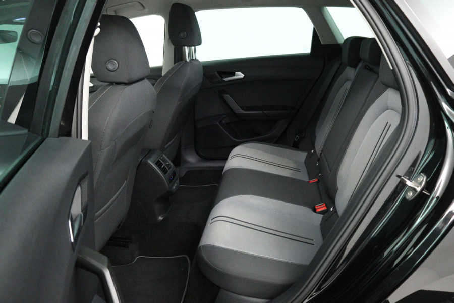 Seat Leon Sportstourer 1.0 TSI Style Business Intense (ACHTERUITRIJCAMERA, DIGITALE COCKPIT, PARKEERSENSOREN, CRUISE ADAPTIEF)