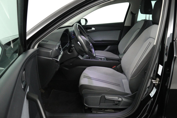 Seat Leon Sportstourer 1.0 TSI Style Business Intense (ACHTERUITRIJCAMERA, DIGITALE COCKPIT, PARKEERSENSOREN, CRUISE ADAPTIEF)