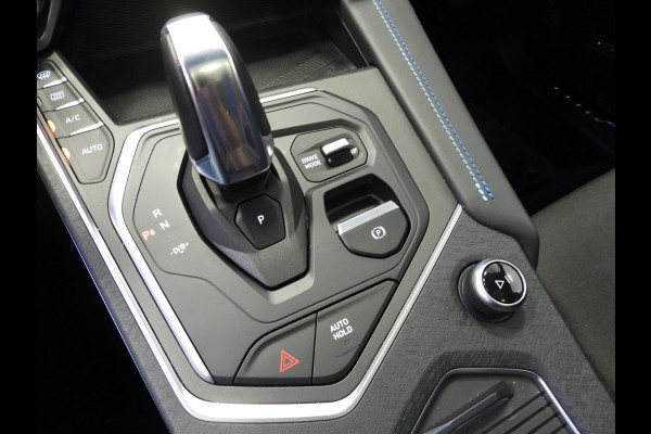 Lynk & Co 01 1.5 PHEV BlackLine NAVI/360CAM/SCHUIFDAK/LED/20"LMV!