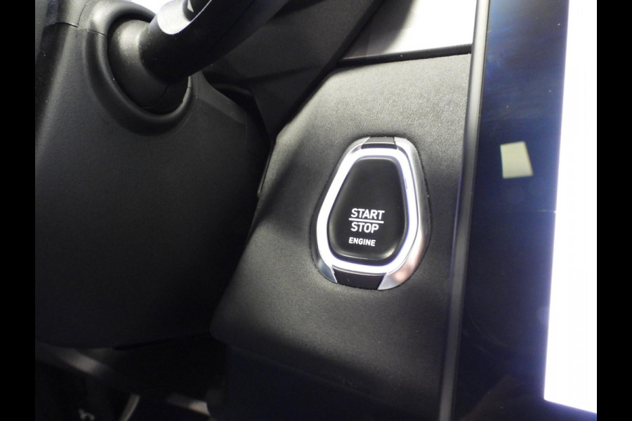 Lynk & Co 01 1.5 PHEV BlackLine NAVI/360CAM/SCHUIFDAK/LED/20"LMV!