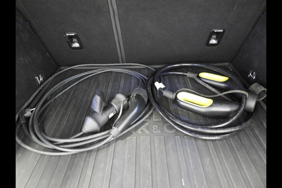 Lynk & Co 01 1.5 PHEV BlackLine NAVI/360CAM/SCHUIFDAK/LED/20"LMV!