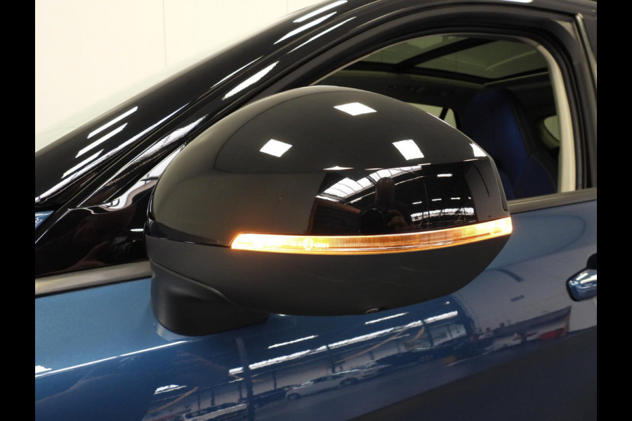 Lynk & Co 01 1.5 PHEV BlackLine NAVI/360CAM/SCHUIFDAK/LED/20"LMV!