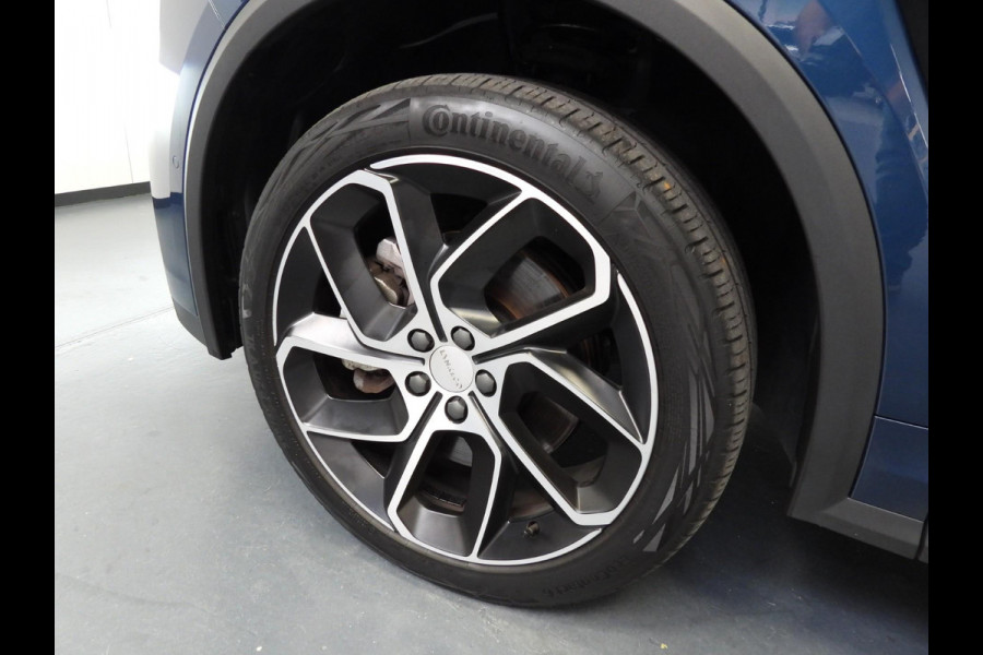 Lynk & Co 01 1.5 PHEV BlackLine NAVI/360CAM/SCHUIFDAK/LED/20"LMV!