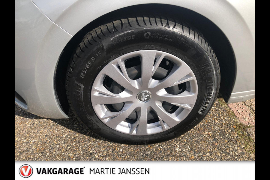 Peugeot 208 1.2 PureTech Blue Lion