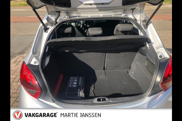 Peugeot 208 1.2 PureTech Blue Lion