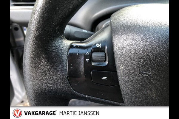 Peugeot 208 1.2 PureTech Blue Lion