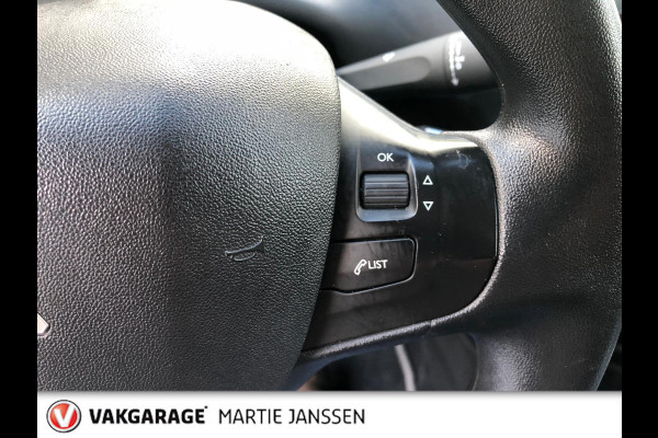 Peugeot 208 1.2 PureTech Blue Lion
