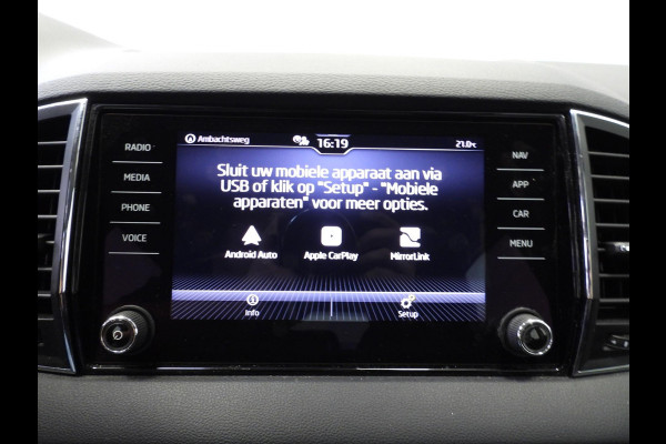 Škoda Karoq 1.0 TSI Business Edition NAVI/CLIMA/TREKH./PDC/16"LMV!