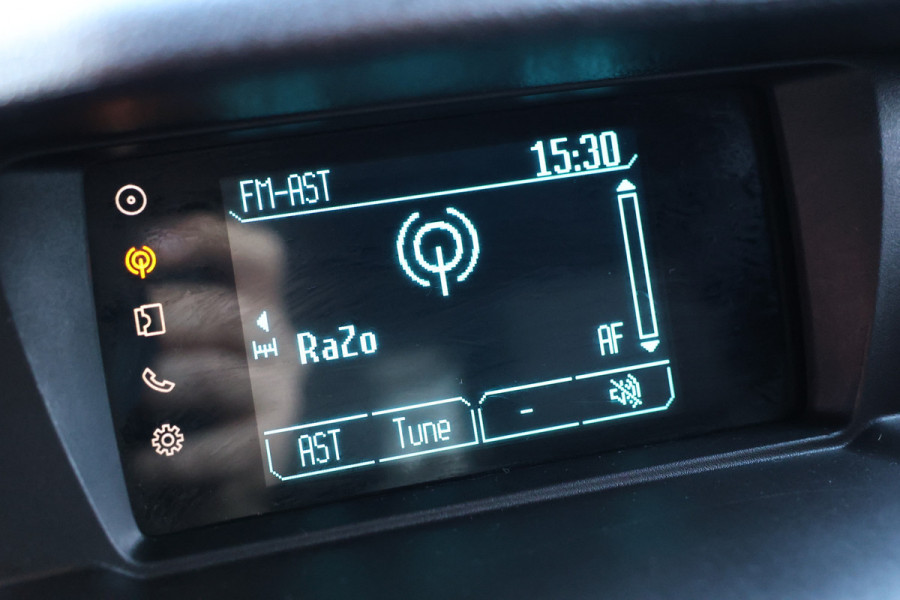 Ford Transit Connect 1.0 Ecoboost 100 PK | BTW / BPM Vrij | Marge | 3-Zitter | Airco | PDC | Bluetooth | Trekhaak | Schuifdeur | Inrichting | 6 Versnellingen | Nieuwe APK | Onderhoudsbeurt